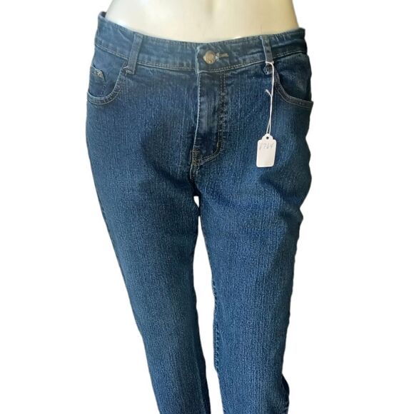67643...August Straight leg Jeans Size 32 - Picture 1 of 6